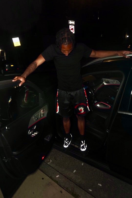 (BLACK) D.E.Y.